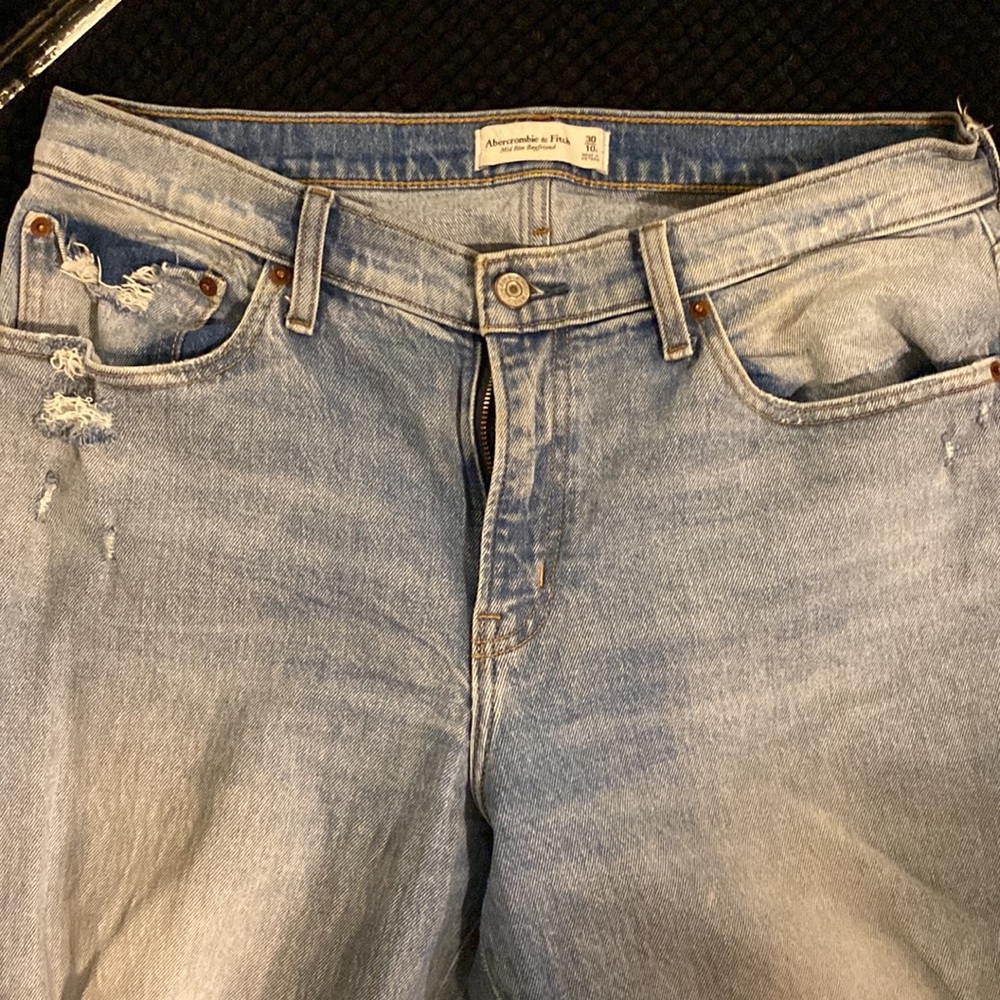 Abercrombie & Fitch Mid Rise Boyfriend Jeans - Picture 2 of 9